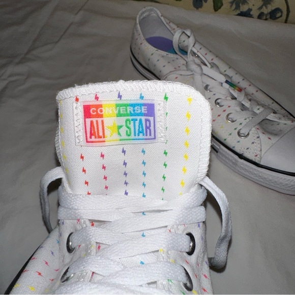 Converse All⭐️Star Pride Sneakers - Picture 4 of 4